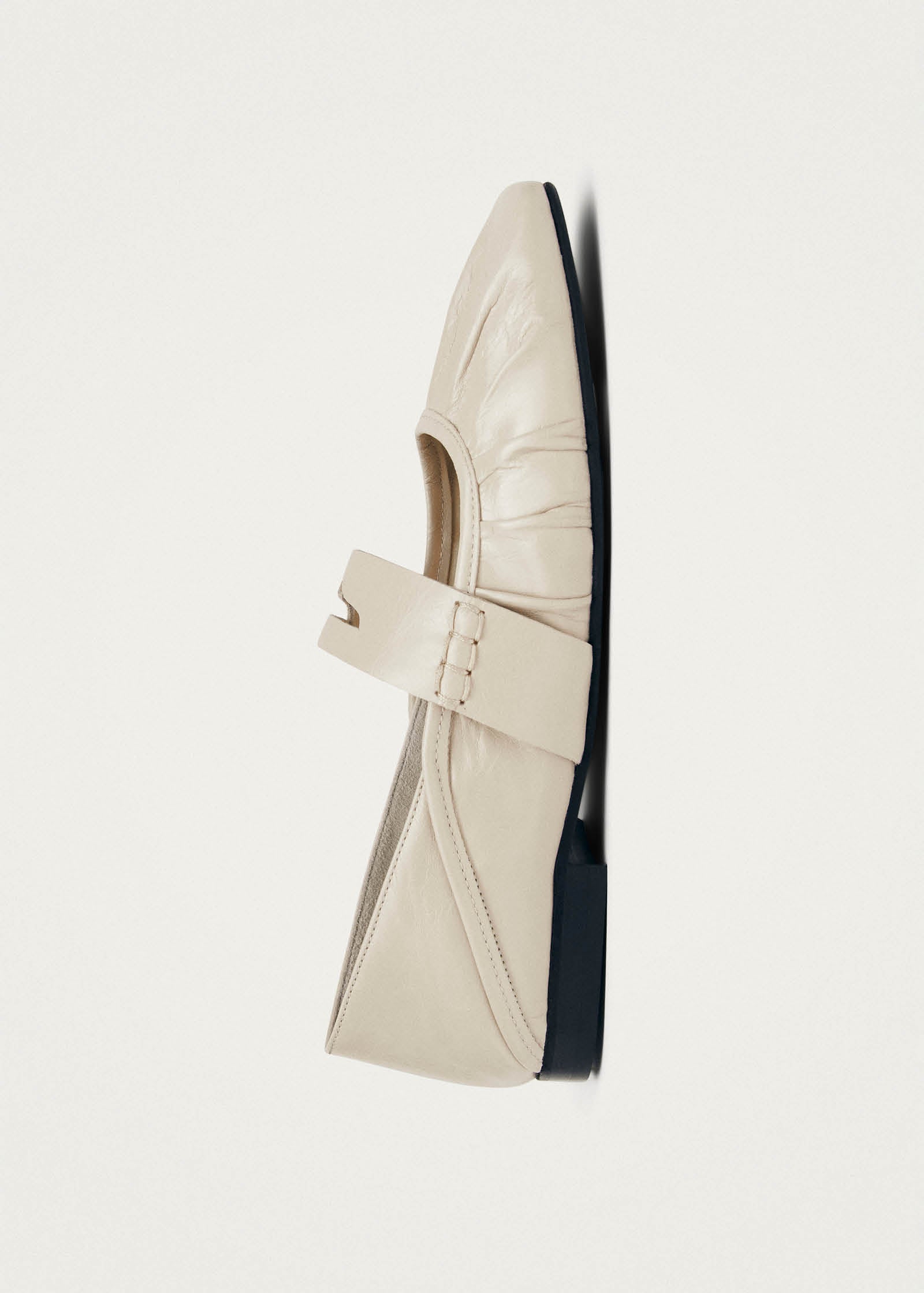 Bargo Cream Leather Ballet Flats - Image 4